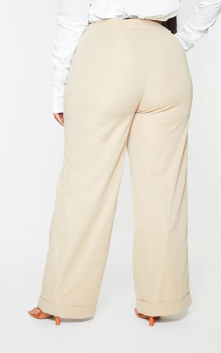 Pretty Little Thing_4